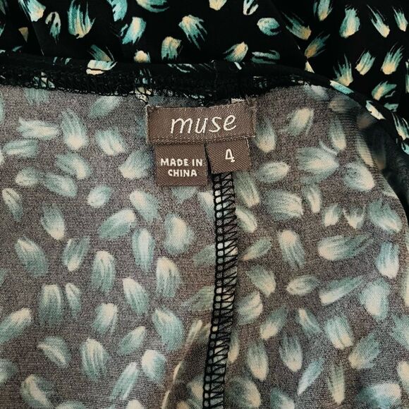 Anthropologie Muse faux wrap style dress with side ruching /bead accent size 4. - Picture 7 of 7